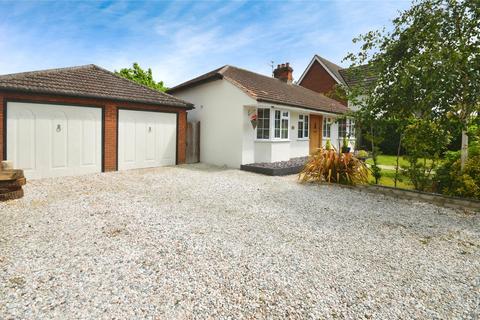 3 bedroom bungalow for sale, Oakwood Avenue, West Mersea, Colchester, Essex, CO5