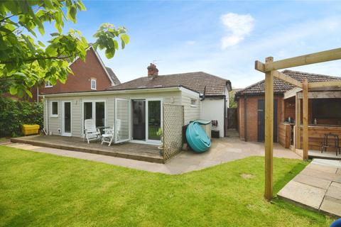 3 bedroom bungalow for sale, Oakwood Avenue, West Mersea, Colchester, Essex, CO5