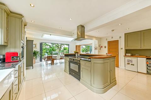 5 bedroom detached house for sale, Shepherds Way, Liphook, Hampshire