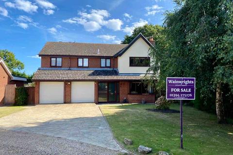 6 bedroom detached house for sale, Brickmakers Court, Trimley St. Martin, IP11