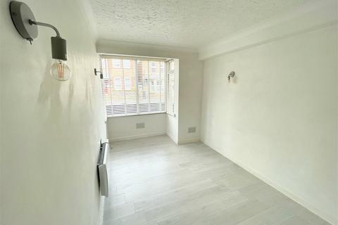 1 bedroom flat for sale, Cambridge Road, Dorchester DT1