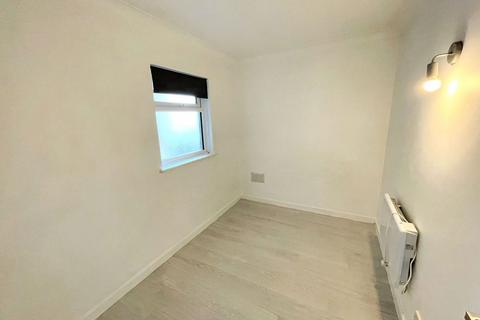 1 bedroom ground floor flat for sale, Cambridge Road, Dorchester DT1