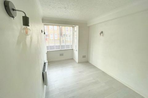 1 bedroom ground floor flat for sale, Cambridge Road, Dorchester DT1