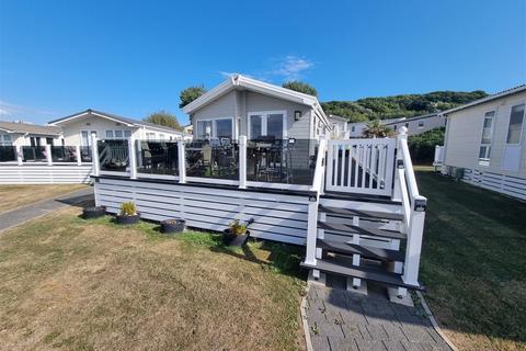 2 bedroom static caravan for sale, Lynch Lane, Weymouth DT4