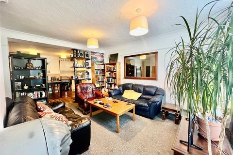 2 bedroom ground floor flat for sale, Easton Street, Portland DT5