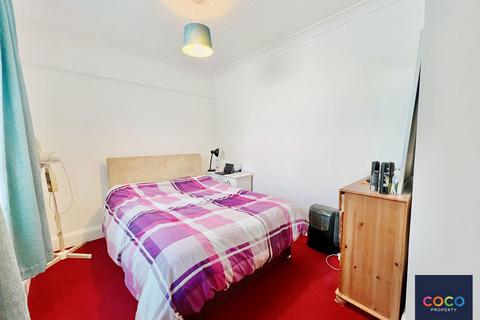 2 bedroom ground floor flat for sale, Easton Street, Portland DT5