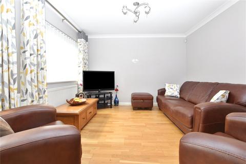 4 bedroom semi-detached house for sale, Avenue Road, Bexleyheath, Kent, DA7