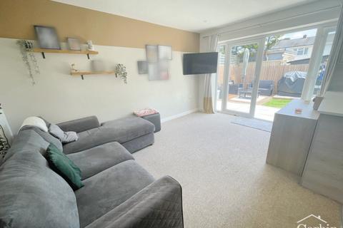 15a Castleton Avenue, Bournemouth, BH10 7HW