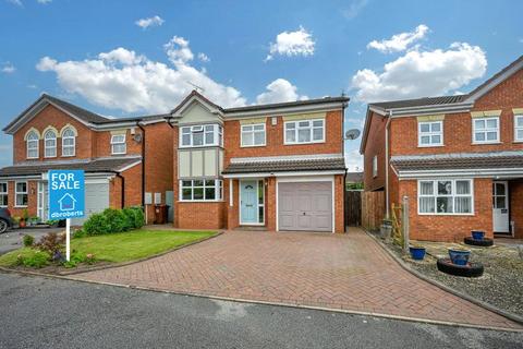 4 bedroom detached house for sale, Gunnell Close, Stafford, Staffordshire, ST16