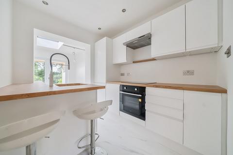 98 Radnor Avenue, Welling, DA16 2BY