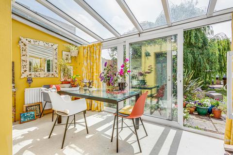 Waters End Broom Water West, Teddington, TW11 9QH