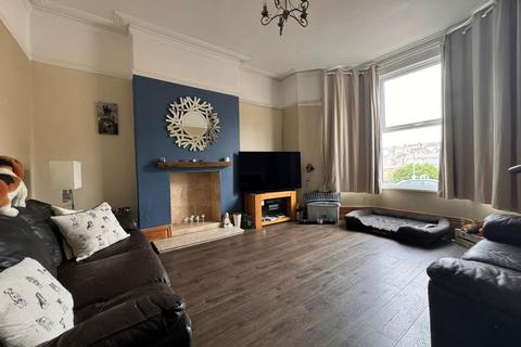 5 bedroom terraced house for sale, Kingsland Crescent, Barry CF63