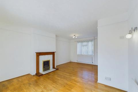 24 Petten Grove, Orpington, BR5 4PU