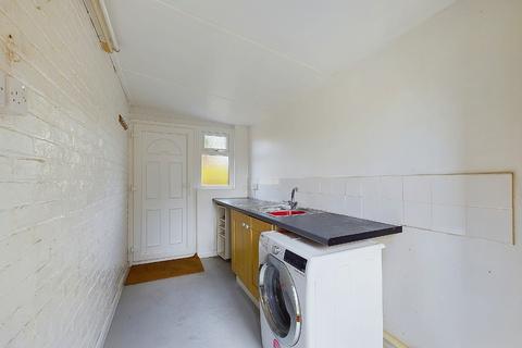 24 Petten Grove, Orpington, BR5 4PU