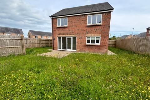 4 bedroom detached house for sale, Clos Clement, Llanelli SA15