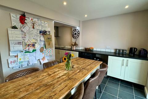 34 Elmdale, Ewyas Harold, Hereford, HR2 0HZ