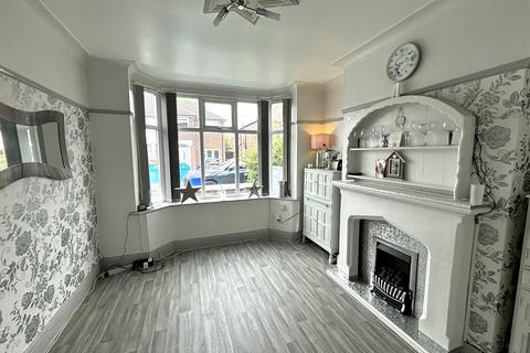 3 bedroom semi-detached house for sale, Circular Road, Denton