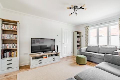 8 Canary Close, Hockering, Dereham, NR20 3FA