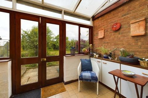 361 Longford Lane, Gloucester, GL2 9EL