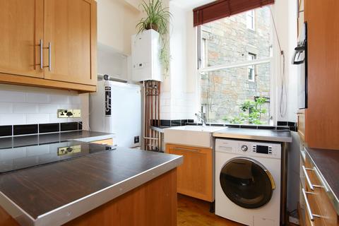2 bedroom flat for sale, 8/9 Lindsay Road, Edinburgh, EH6 4DT
