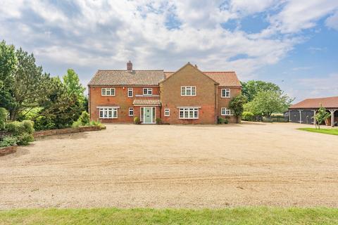 6 bedroom detached house for sale, North Walsham Road, Skeyton