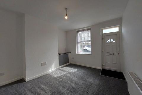 2 bedroom terraced house to rent, Wordsworth Street, Burnley BB12