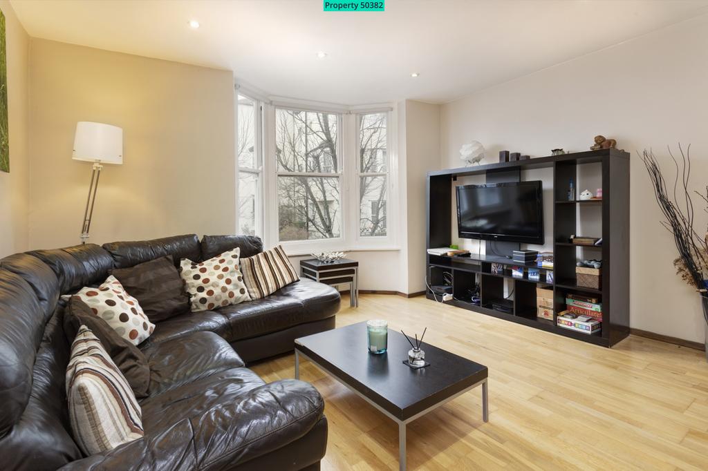 Living room - Unit 2