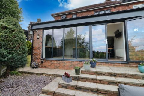 42 Bachelor Lane, Horsforth, Leeds, LS18 5NA