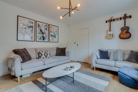 42 Bachelor Lane, Horsforth, Leeds, LS18 5NA