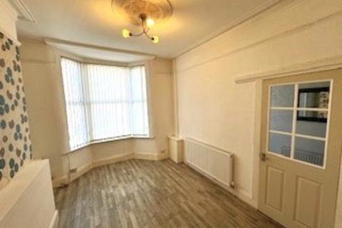 3 bedroom terraced house to rent, Hornsey Road, Liverpool, L4