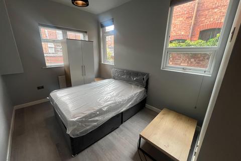 1 bedroom in a house share to rent, Barnsley Street, Springfield, Wigan, WN6