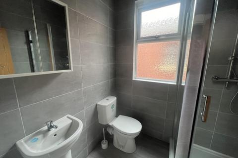 1 bedroom in a house share to rent, Barnsley Street, Springfield, Wigan, WN6