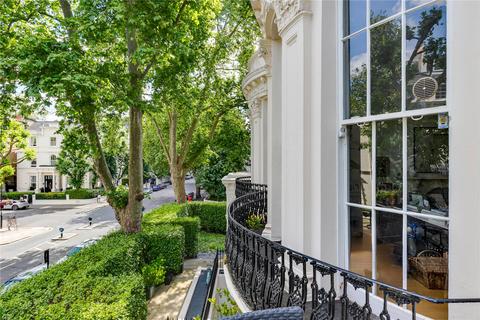 4 bedroom duplex to rent, Clifton Gardens, London W9