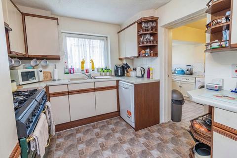5 Ashridge Close, Bletchley, Milton Keynes, MK3 7SE