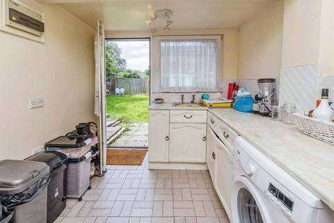 5 Ashridge Close, Bletchley, Milton Keynes, MK3 7SE