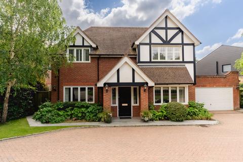 5 bedroom detached house for sale, St. Johns Road, Penn, Buckinghamshire, HP10