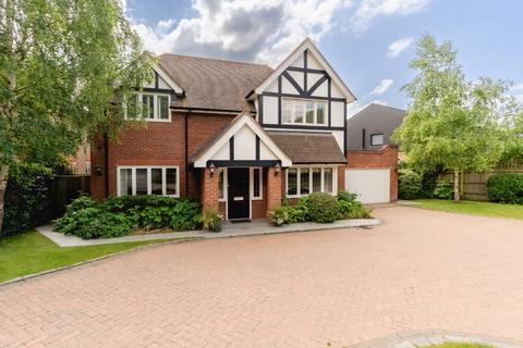 5 bedroom detached house for sale, St. Johns Road, Penn, Buckinghamshire, HP10