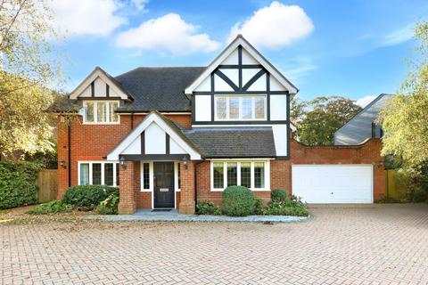 5 bedroom detached house for sale, St. Johns Road, Penn, Buckinghamshire, HP10