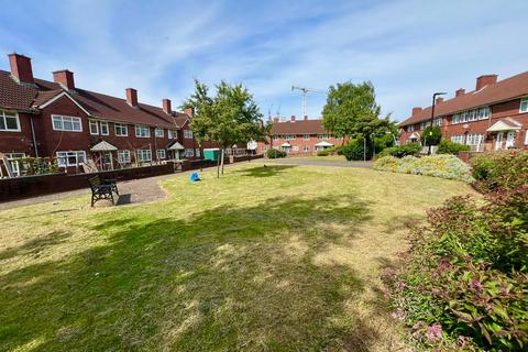 5 Heneage Place, Birmingham, B7 4ER