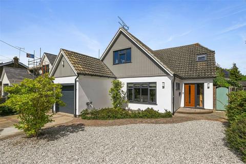 3 bedroom detached house for sale, The Common, East Hanningfield, Chelmsford, Essex, CM3