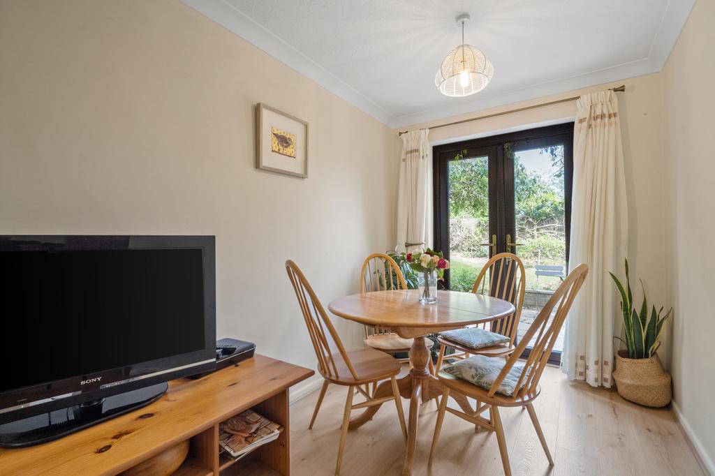 Sitting/Dining Room