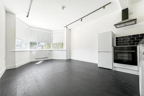 1 bedroom apartment to rent, Percy Road, Twickenham, TW2