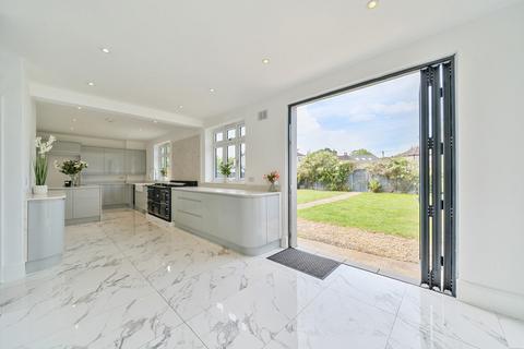 56 Lingfield Crescent, London, SE9 2RJ