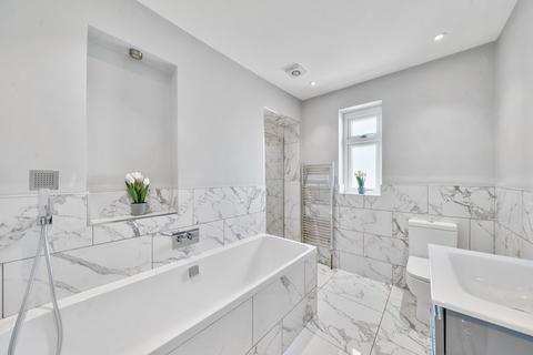 56 Lingfield Crescent, London, SE9 2RJ