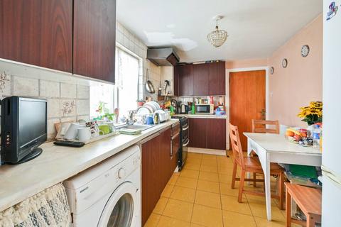 3 bedroom terraced house for sale, Mina Road, Elephant and Castle, London, SE17
