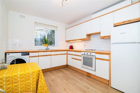 34b Queens Road, Twickenham, TW1 4EX