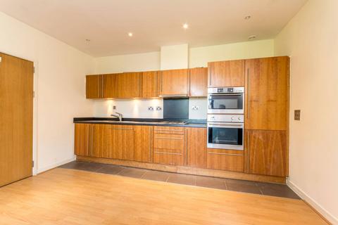 2 bedroom flat for sale, Bromyard Avenue, Acton, London, W3