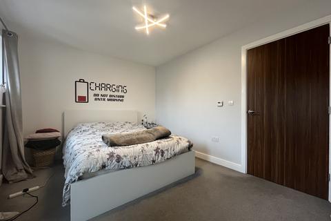 53 Beluga Close, Peterborough, PE2 8NR