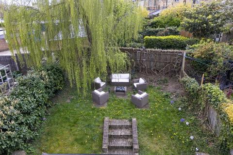 7 bedroom house to rent, Stapleton Hall Road London N4