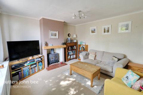 3 bedroom semi-detached house for sale, Laburnum Road, Northwich